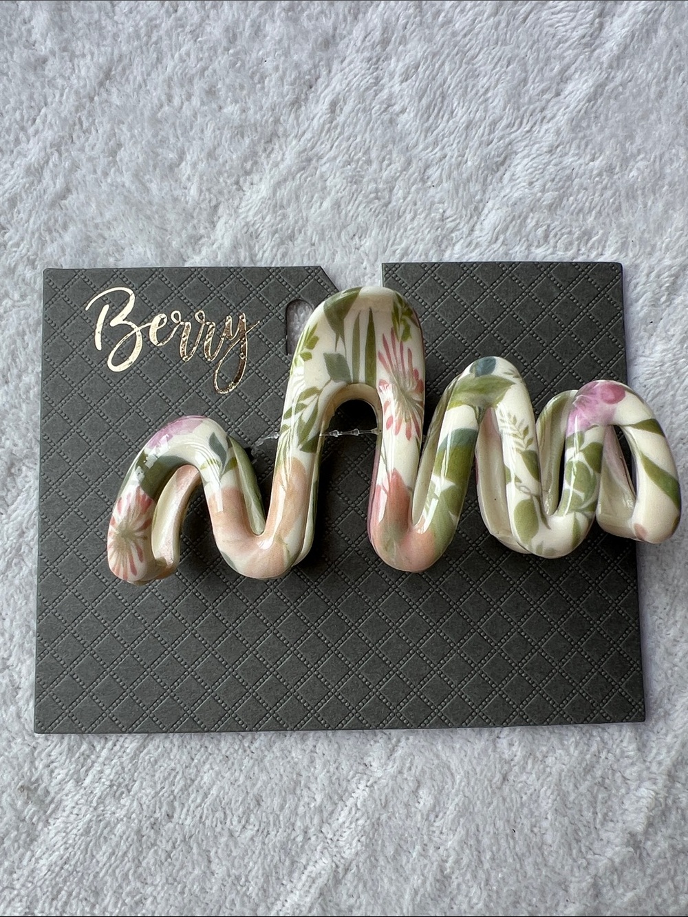 Berry Hair Claw Clips